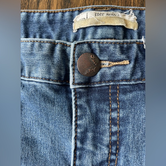 Free People GUC Jeans - Picture 7 of 8